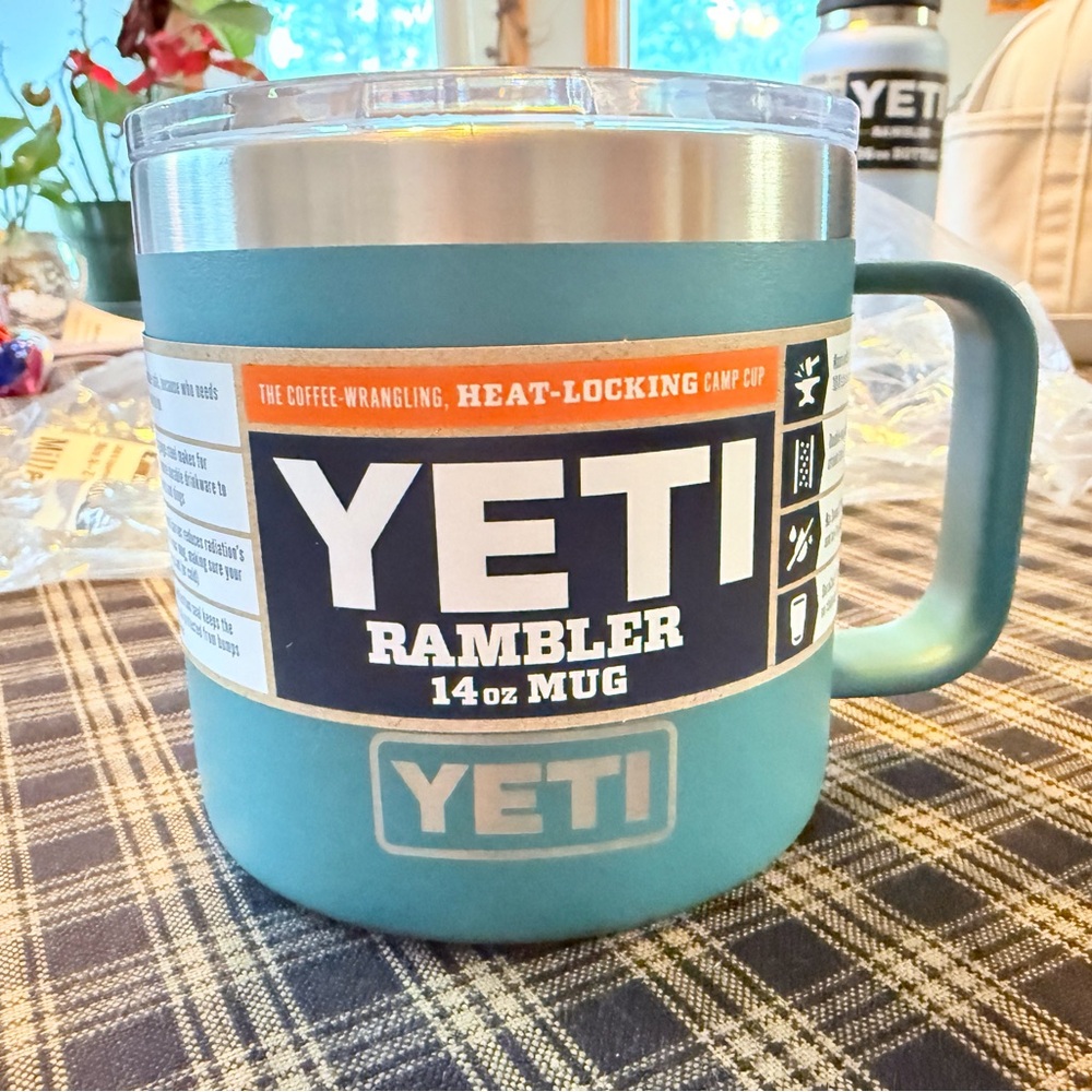 YETI Rambler 14 oz Mug in River Green NWT